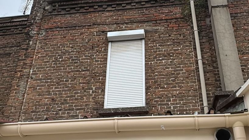 Gla-solution - Comment trouver un dépanneur serrurier fiable et rapide pour réparer ma serrure connectée sans me faire arnaquer ? - Featured Image 1