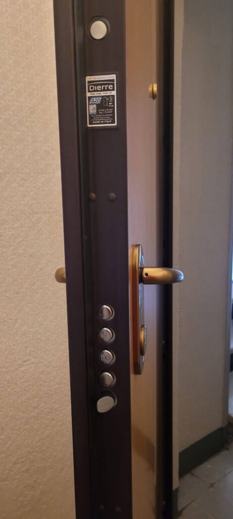 Installation de porte blindée à Amiens